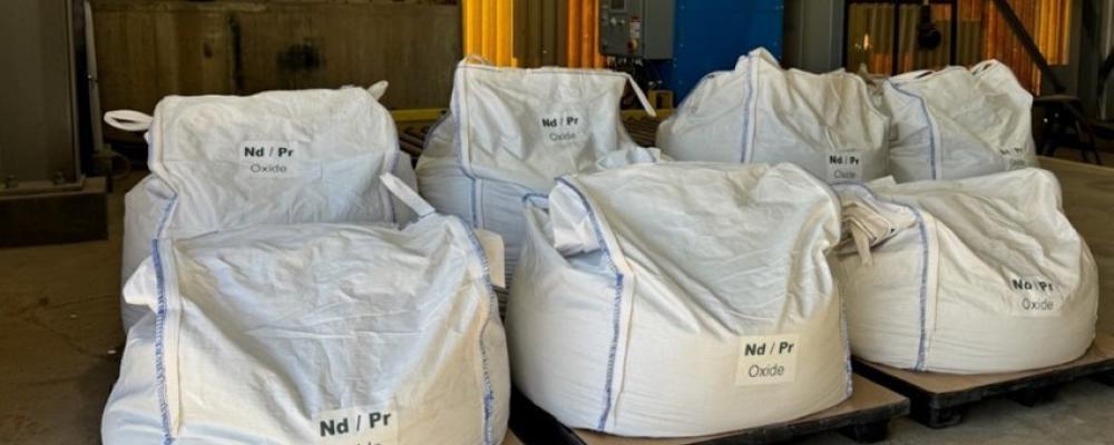 One tonne ‘supersacks’ of finished NdPr oxide produced at Energy Fuels’ White Mesa Mill in Utah. Photo: CNW Group/Energy Fuels Inc.)