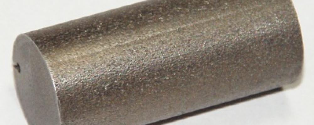Tungsten rod with oxidised surface. Photo: Jurii/Wikimedia Commons