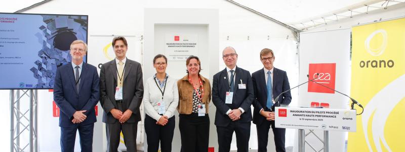 The ceremony was held at the CEA's premises in Grenoble, in the presence of Benjamin Gallezot, France Interministerial Delegate for Strategic Minerals and Metals, Guillaume Dureau, Orano's Senior Executive Vice President, Projects 
BU & Director of Innovation, R&D and New Activities, and Philippe Stohr, CEA Energy Division Director. Photo: Pierre Jayet
