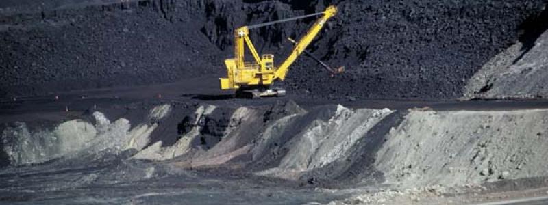 Coal mining in Wyoming. Photo: http://www.wy.blm.gov/minerals/coal/Wikimedia Commons