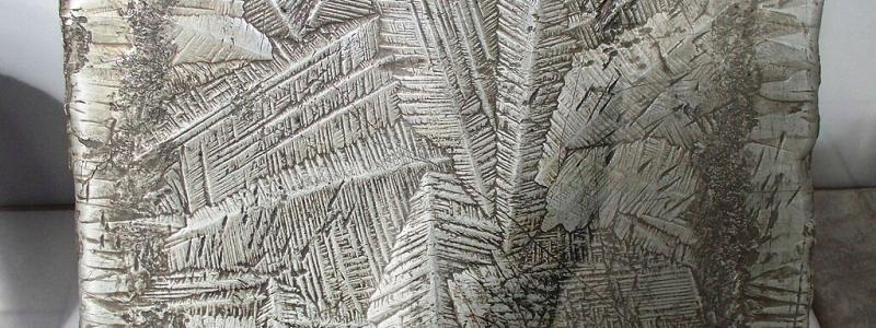 Antimony ingot. Photo: High Contrast/Wikimedia Commons