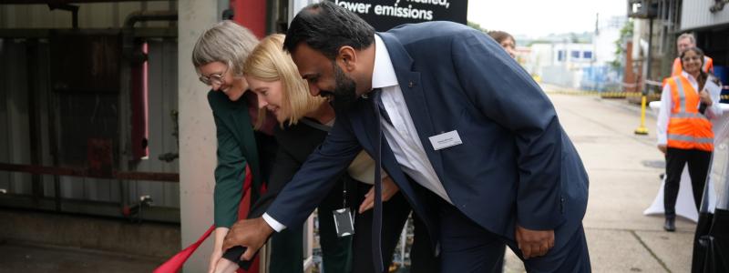 The ribbon cutting ceremony. Franziska Richter (left) from the Hessian Ministry of Economic Affairs, Piia Karhu, President, Minerals and Ahmad Attaul, VP, Ferrous & Heat Transfer Equipment. Photo: Metso