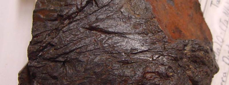 Tantalite. Photo: Wikimedia Commons