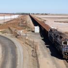 Iron ore train arriving at Port Hedland in Pilbara. Photo: Nachoman.au/Wikimedia Commons