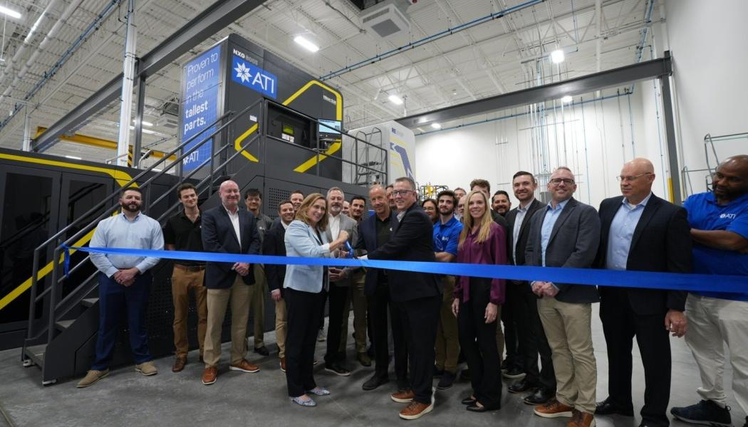Joining ATI employees and local and community leaders for the commissioning of the new ATI Additive Manufacturing Products facility in Margate, Florida, are (center) Kim Fields, ATI President and CEO; Joe Thompson, General Manager of ATI Additive Manufacturing Products; as ATI CFO Don Newman and Doug Hedges, Plant Manager of ATI Additive Manufacturing Products, look on. Photo: PRNewsfoto/Allegheny Technologies