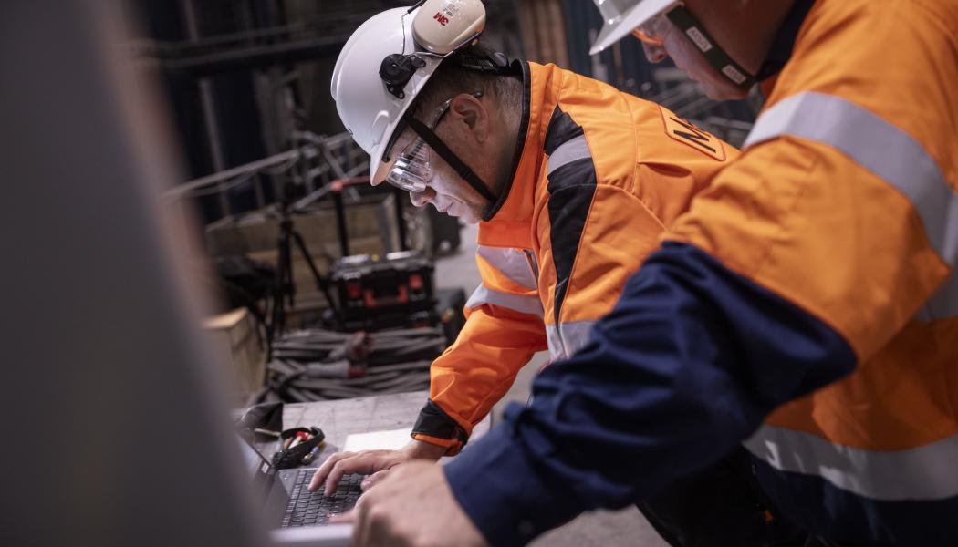 Coworking at a Metso customer site. Photo: Metso
