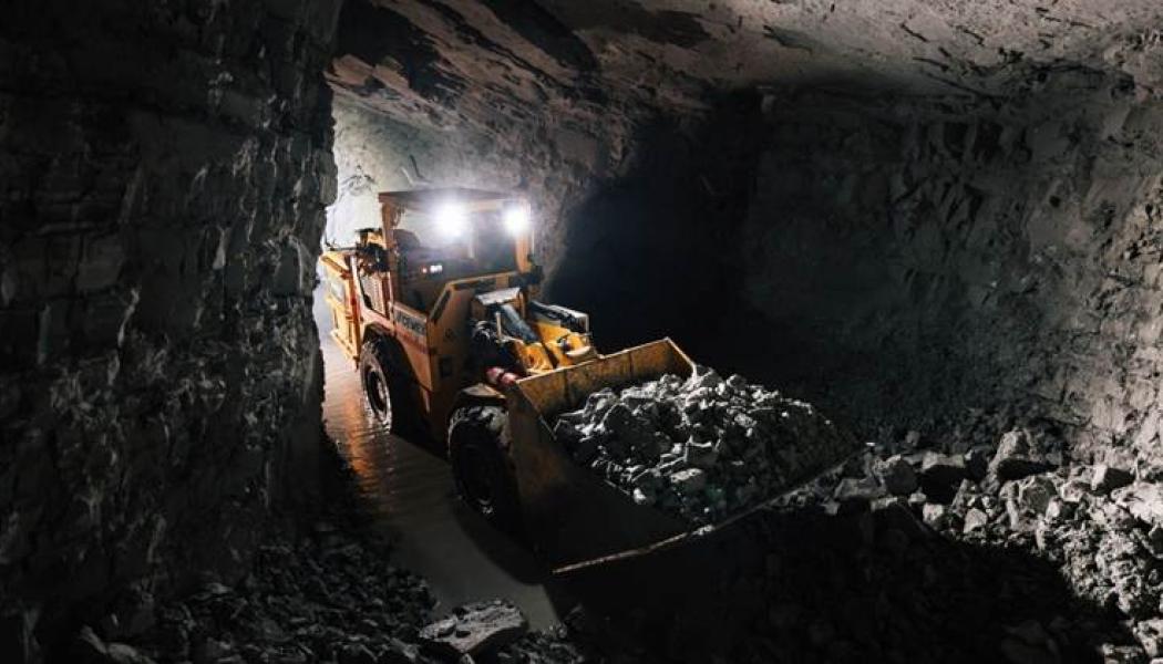 The automated Aramac L140B can operate autonomously for up to 8 hours, compared with 
around 5 hours in manned mode, showing how underground production can become safer, easier 
to operate, and more scalable. Photo: Aramine