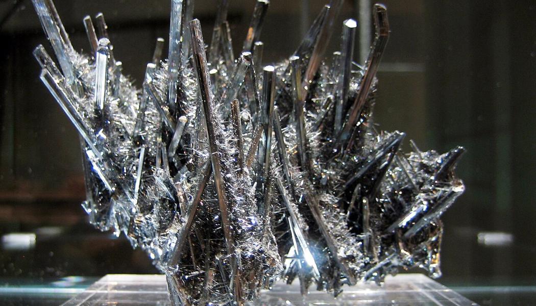 Antimony. Photo: pepperedjane/Wikimedia Commons