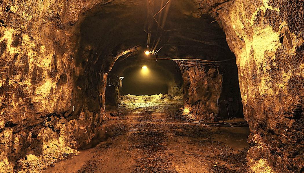 The Pyhäsalmi facility provides a unique environment to develop encrypted communication systems and remote-control technology for autonomous machinery. During the mine’s active years, wireless systems were mainly used to manage mining vehicles, but the focus has now shifted to cybersecurity and network resilience. Foto: Pyhäsalmi Mine