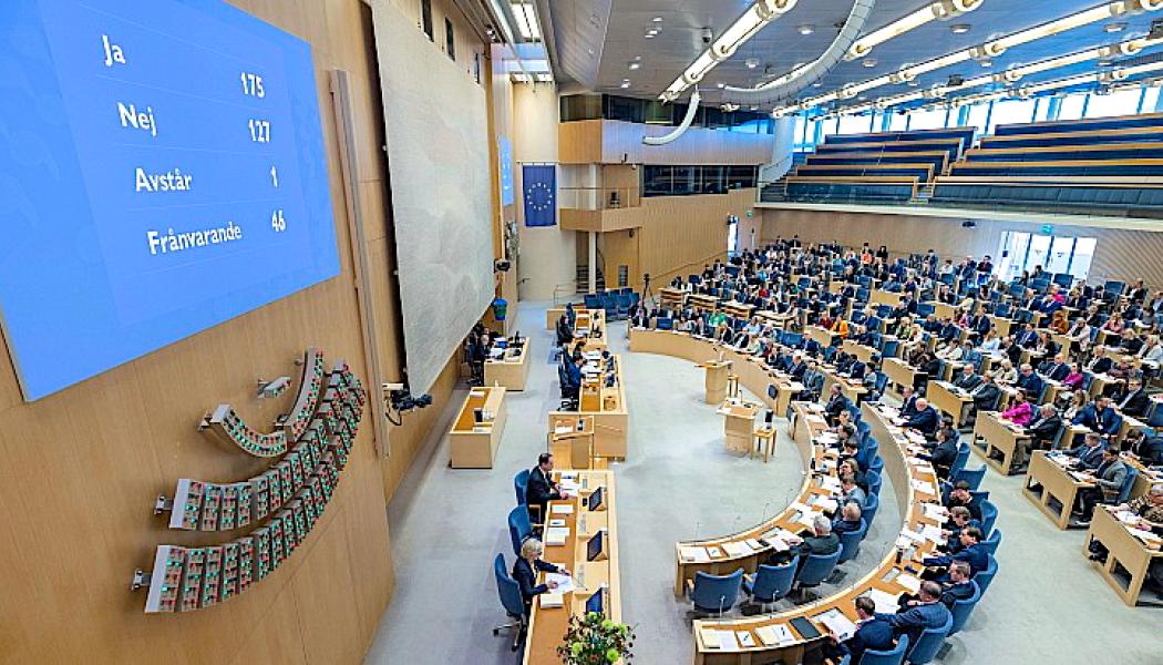 The Swedish Parliament has approved legislative changes aimed at simplifying uranium mining and opening more coastal locations to future nuclear power projects. Photo: Melker Dahlstrand/Swedish Parliament.