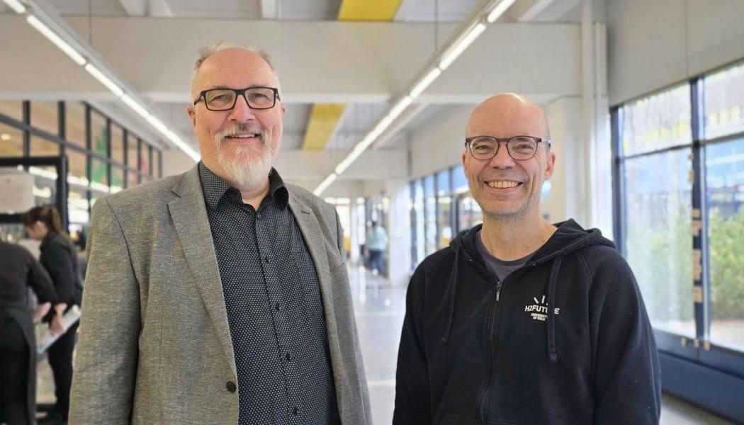 Professors Jukka Kömi (left) and Timo Fabritius at the University of Oulu are working with SSAB to develop new steel grades and manufacturing processes aimed at reducing carbon dioxide emissions from steel production. Photo: University of Oulu.