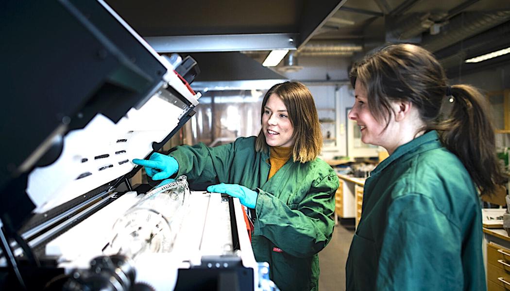 The Swedish School of Mines' array of master's, civil engineering, and the new international bachelor's degree programs provide students with in-depth knowledge of the mining industry's value chain. This knowledge base equips students for further studies in master's programs. It positions them to meet the world's demand for expertise in the mineral and metal sectors during the green transition. Photo:The Swedish School of Mines'