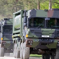 Rheinmetall made army trucks on the run. The new operations are expected to create jobs in manufacturing, development, logistics, aviation technology and training. The pace of recruitment will depend on the investment programme and future defence orders. Photo: Rheinmetall.