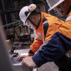 Coworking at a Metso customer site. Photo: Metso