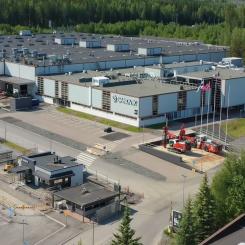 Sandvik’s facility in Finland. Sandvik recently launched the DataDrive’31 technology programme, an €80 million initiative aimed at accelerating the mining industry’s digital transformation through data-driven research and product development. The company’s long-term commitment to Finland was recognised in November 2025 when Finnish President Alexander Stubb honoured Sandvik for its longstanding investments and contribution to Finnish industry. Photo: Sandvik.
