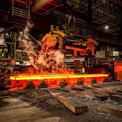 Steel plate is straightened after rolling to achieve the shape and flatness needed for further processing. Salzgitter says its new machine will help it supply steel for energy infrastructure, including potential offshore wind applications. Photo: Salzgitter AG.