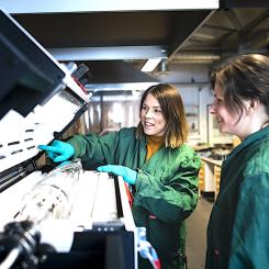The Swedish School of Mines' array of master's, civil engineering, and the new international bachelor's degree programs provide students with in-depth knowledge of the mining industry's value chain. This knowledge base equips students for further studies in master's programs. It positions them to meet the world's demand for expertise in the mineral and metal sectors during the green transition. Photo:The Swedish School of Mines'